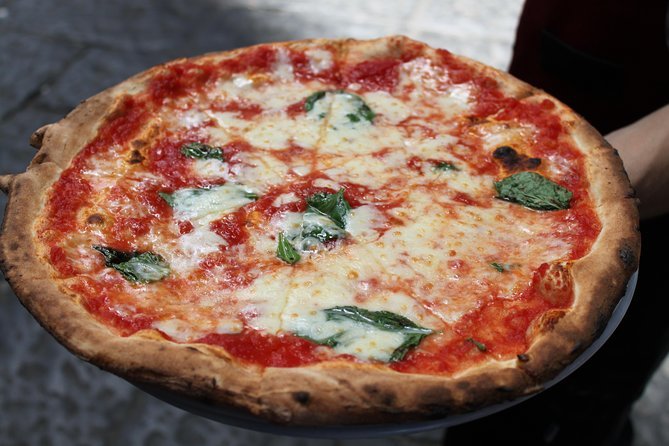 Неаполітанська піца